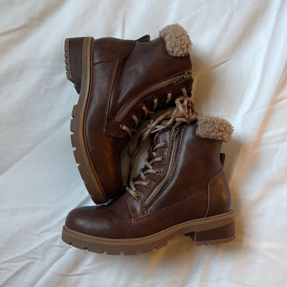 Steve Madden brown boots